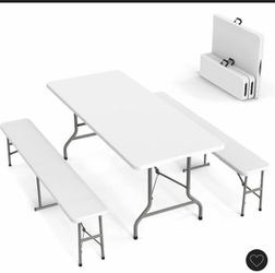 Table and bench set