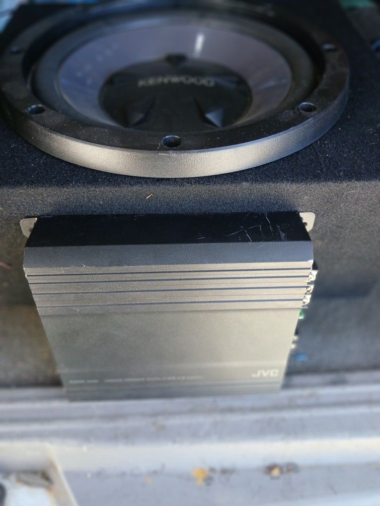 Kenwood 12" Subwoofer With Box And A Jvc One Channel Amp
