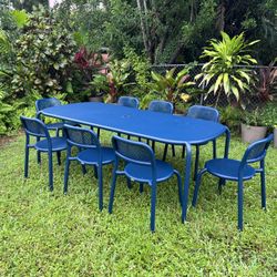 FATBOY Outdoor Table + 8 Chairs