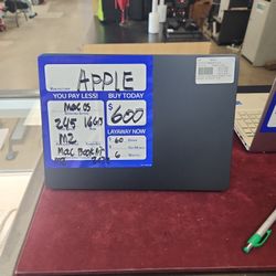 Apple Laptop 2272