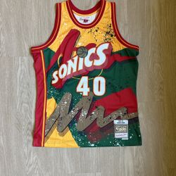 Size Large - Mitchell And Ness Authentic Vintage Sports Swingman Jersey NBA Basketball Seattle SuperSonics Shawn Kemp New Era