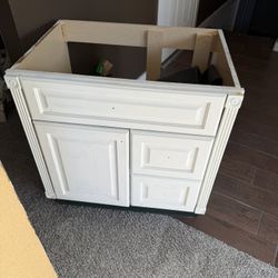 White Cabinet