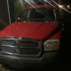 2005 Dodge Dakota