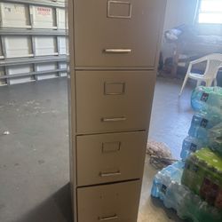 Folders cabinet 