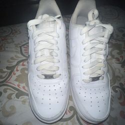 white af1 size 8.5 M