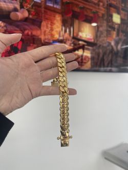 Cuban Link Bracelet