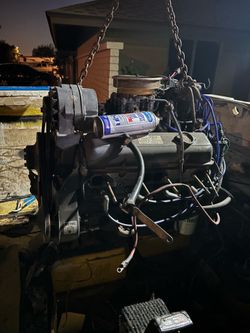 Chevy boat motor for sale 5.4