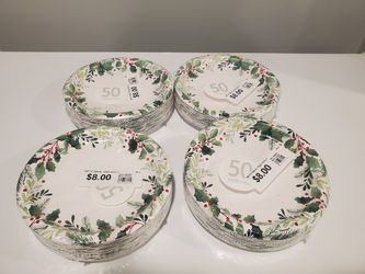 NEW Lot of 200 Holiday Christmas Xmas Plates Dining Paper Disposable 6.75 inches Appetizer Party