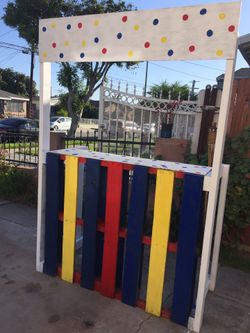 Circus party stand