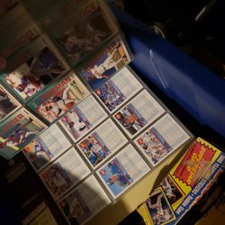 Over 10,000 Sports Cards And Memorabilia 