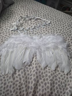 Angel wings and hair accessory