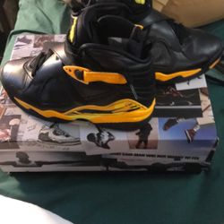 Size 7.5- Air Jordan 8 Retro Taxi Womens