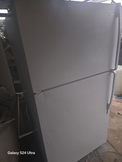 Whirlpool Fridge Apt Size 33 By 66 High
