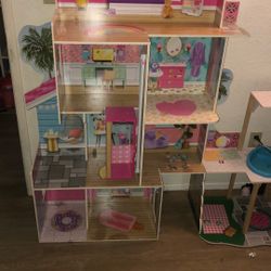 Huge Doll House