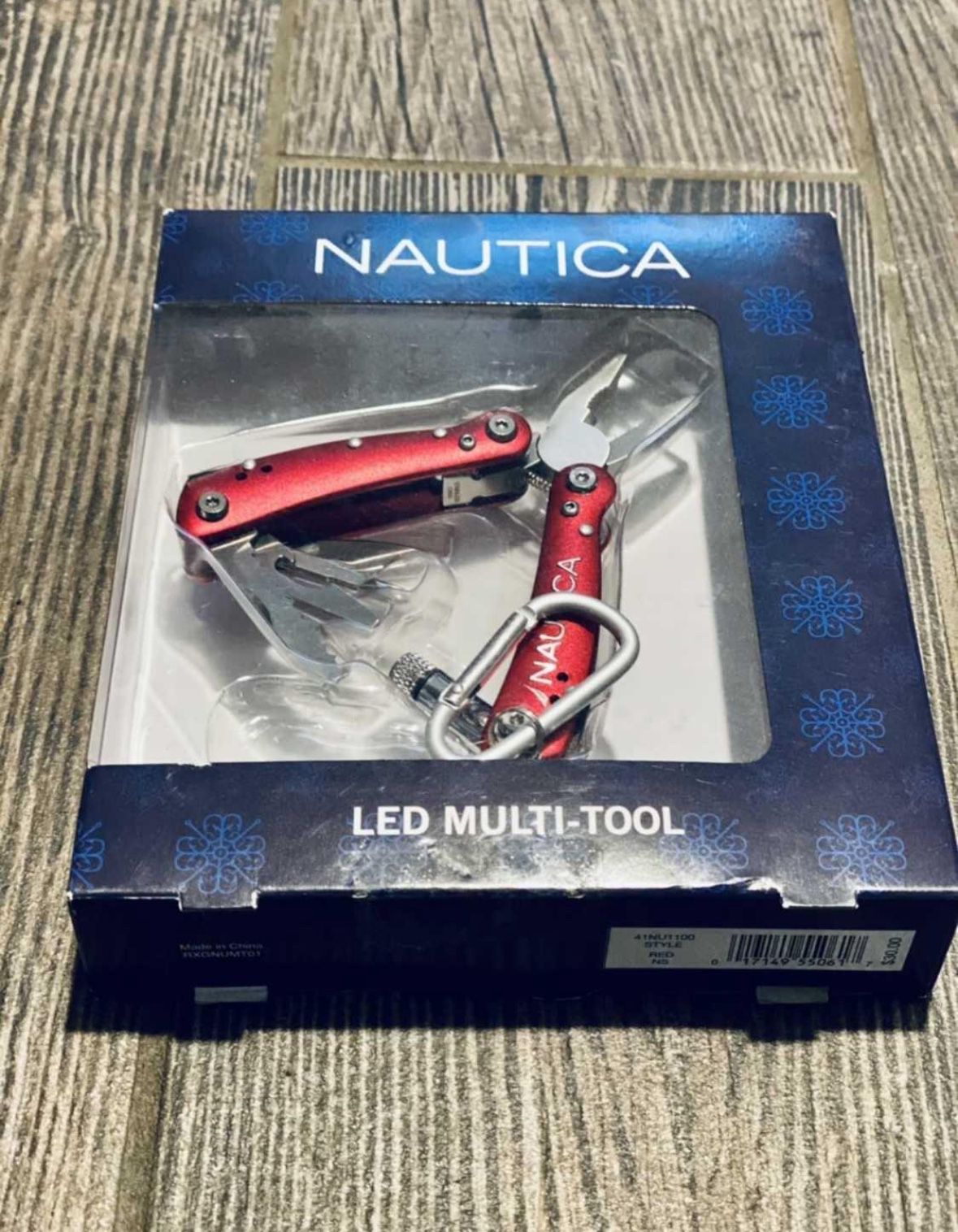 NIB Nautica LED Multi-Tool