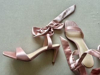 Charles & Keith Heels,  39EU/8.5-9US
