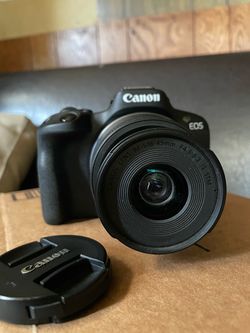 Canon EOS R50