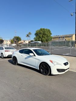Genesis Coupe 2012 sport