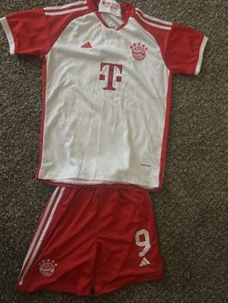 Youth M Adidas Soccer Set