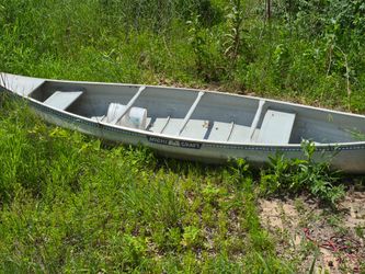 Aluminum canoe