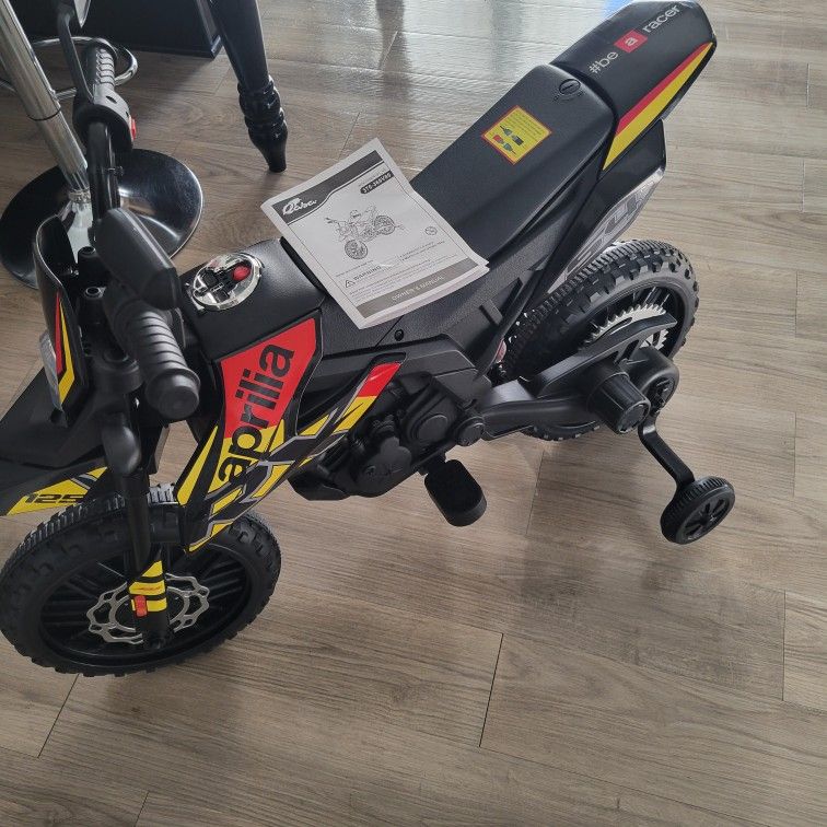 Qaba 12V Kids Motorcycle For Sale