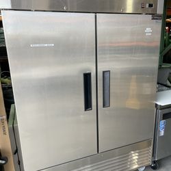 Commercial Two Door Refrigerator