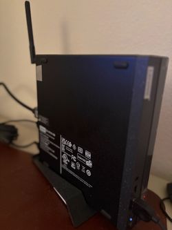 Lenovo ThinkCentre M70q Tiny desktop i5-13420H) Mini PC (32gb 2TB)
