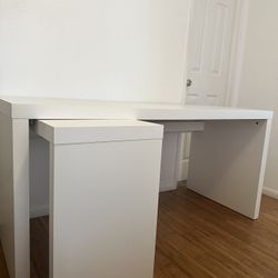 Malm Desk with Pull Out Panel White 59 1/2x25 5/8