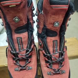 Lowa Mountaineering Boots