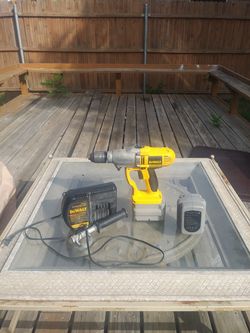 DeWalt 24 volts