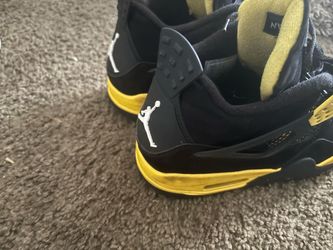 Jordan 4s yellow thunder