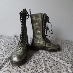 Dr. Martens 9733 Silver jewel 2 zip patent leather rare 14 eye boots 6