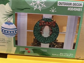 Holiday Living Led Pre-Lit Wreath