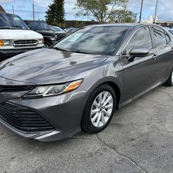 2019 Toyota Camrry Le