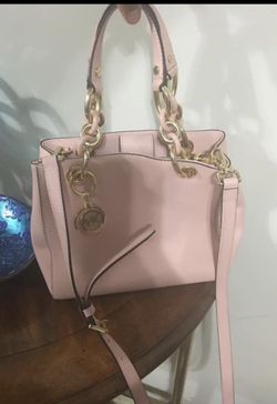 Mk bag small in excellent condition(authentic)