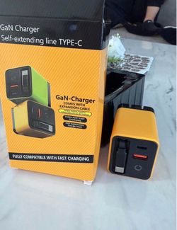 New! 3 port Type c charger