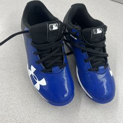 Base Ball Shoes Size 13