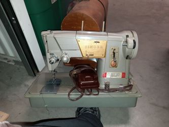 Vintage Singer 328K Style-O-Matic Sewing Machine