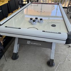 Air Hockey Table
