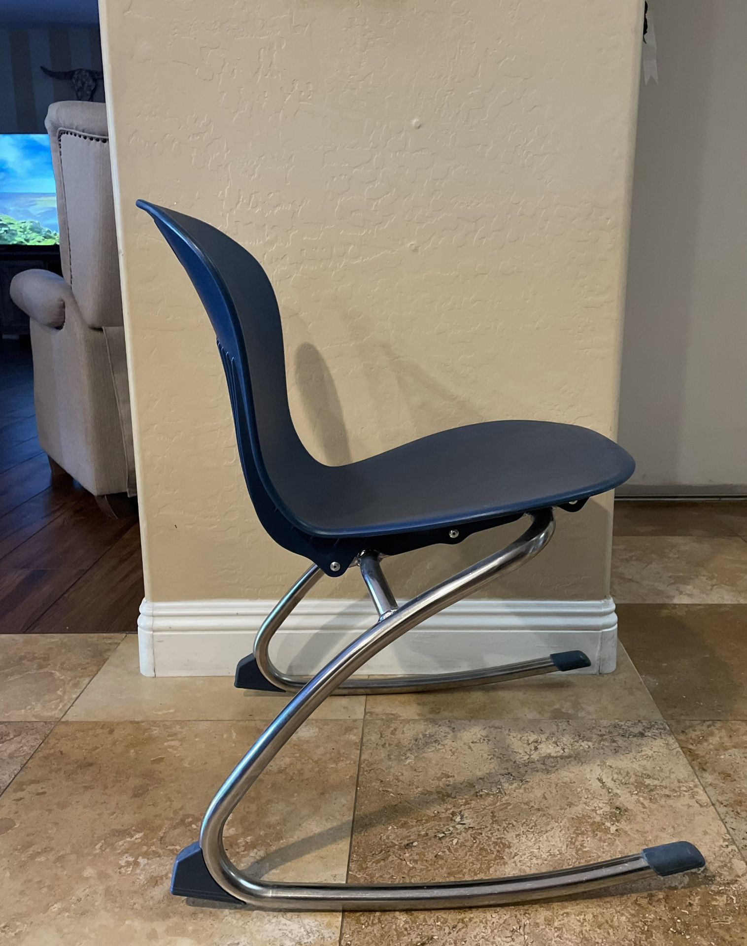 Virco Zuma rocker chair 5th grade/adult size