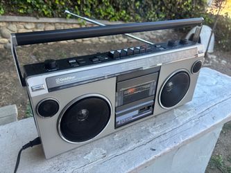 GoldStar boombox boom box stereo cassette radio