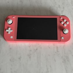 Pre Owned Nintendo Switch Lite Coral Reef Color