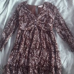 Nice brown dress for also spring 💐