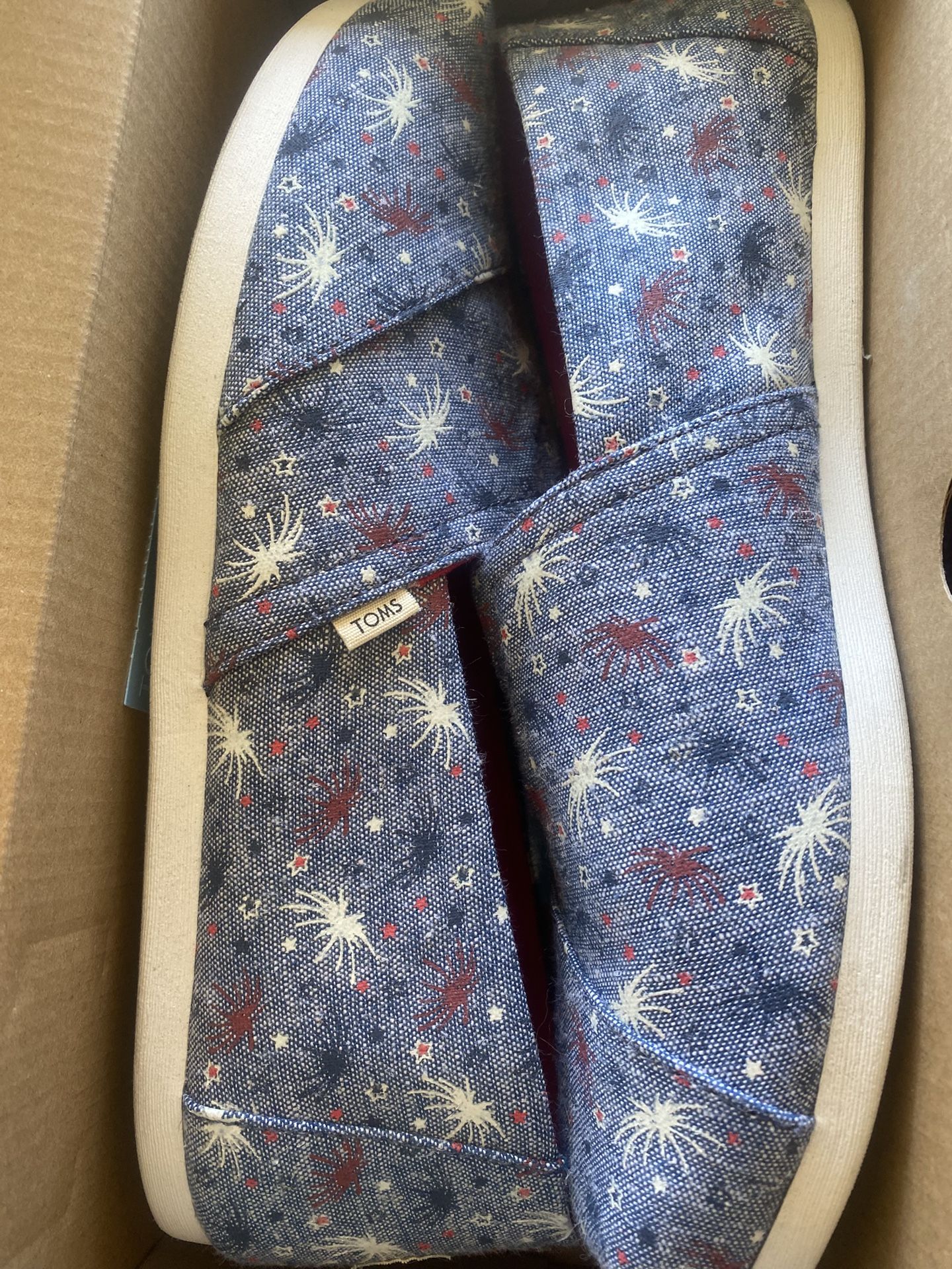 TOMS Classic Women's Size 10 Shoes 4th Of July Fireworks Comfort slip on Flat