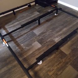 BED FRAME ADJUSTABLE QUEEN/KING