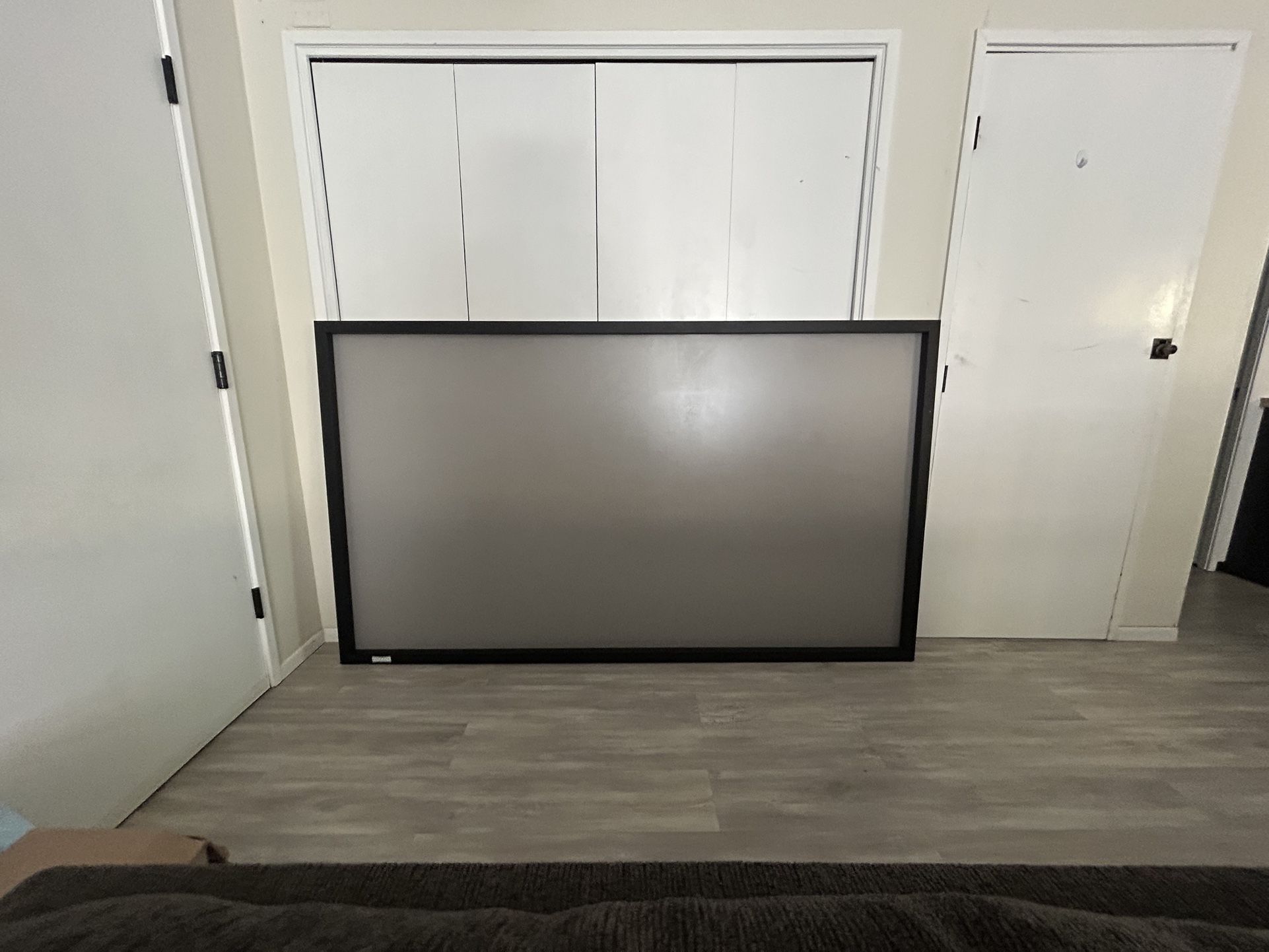 Da-Lite Projection Screen 45”x 80”