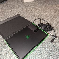 Razer Blade 15 // RTX 2080 // 1TB SSD