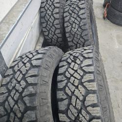 4 Goodyear WRANGLER 275/65/18