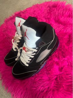 Jordan 5 Metallic Black