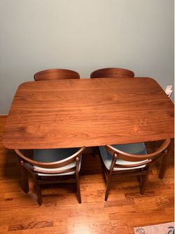 Dining room set
